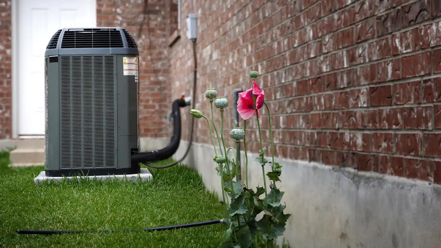 Can an AC unit last 30 years?